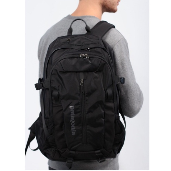 Patagonia Refugio Backpack 28L Black - Picture 1 of 17